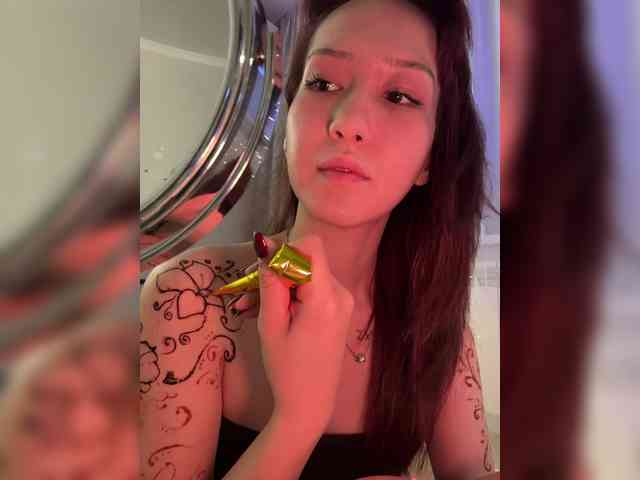 ShyAlya webcam