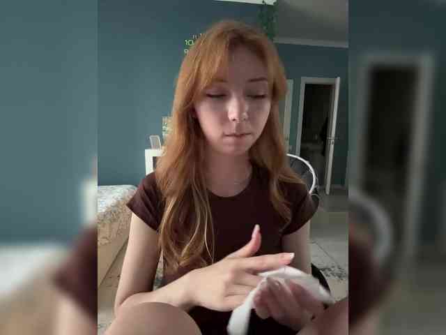 ShyAlya webcam