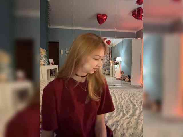 ShyAlya webcam