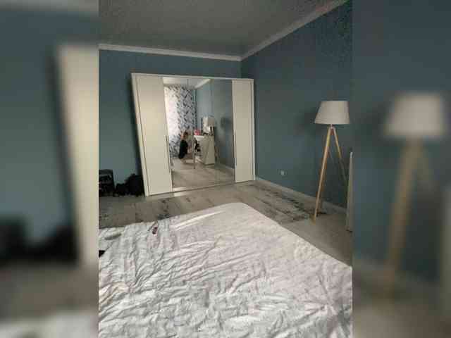 ShyAlya webcam