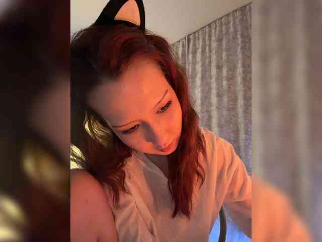 ShyAlya webcam