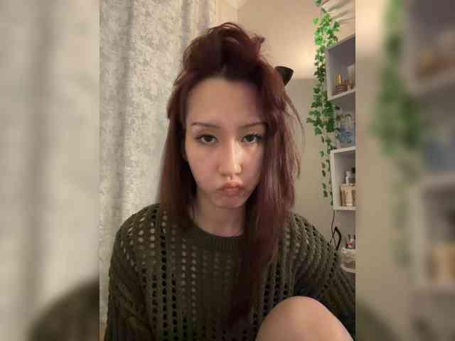 ShyAlya webcam