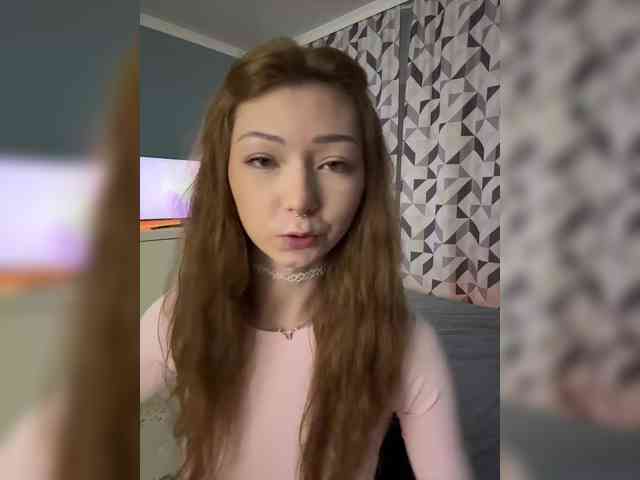 ShyAlya webcam
