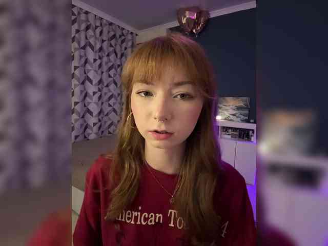 ShyAlya webcam