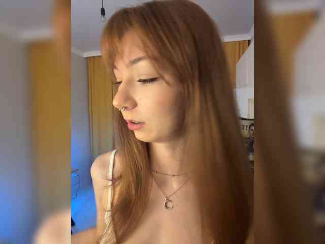 ShyAlya webcam