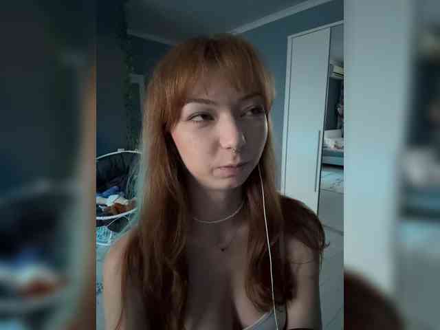 ShyAlya webcam