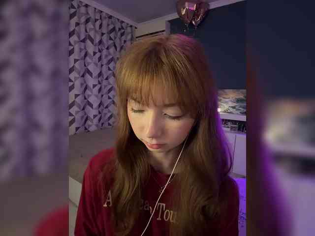 ShyAlya webcam