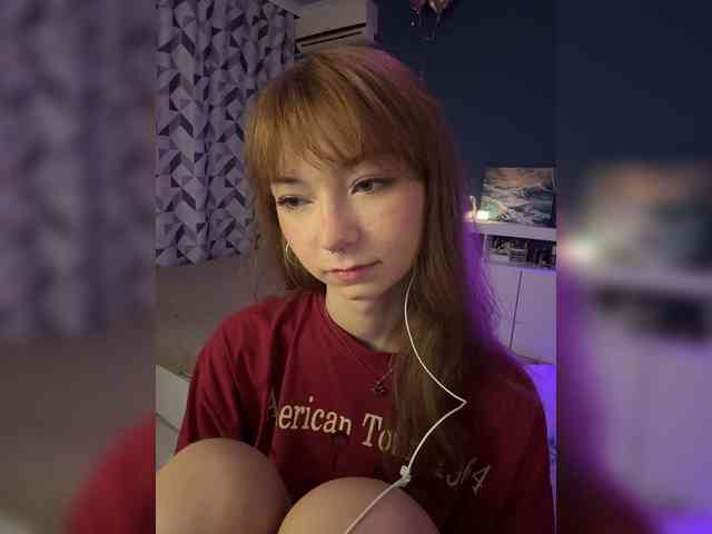 ShyAlya webcam