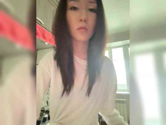 ShyAlya webcam