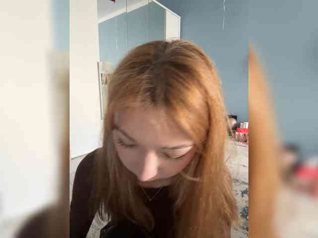 ShyAlya webcam