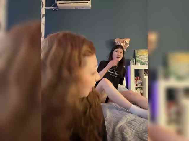 ShyAlya webcam