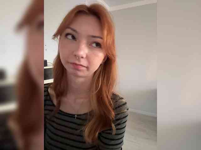 ShyAlya webcam