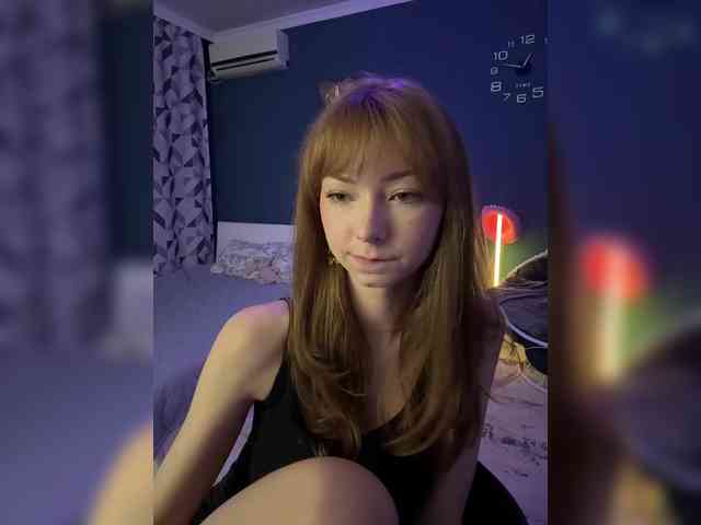 ShyAlya webcam