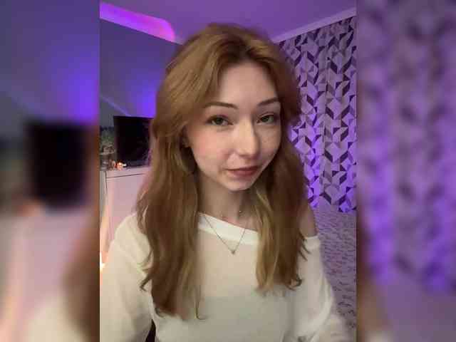 ShyAlya webcam