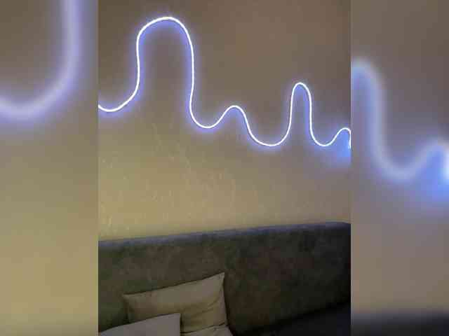ShyAlya webcam