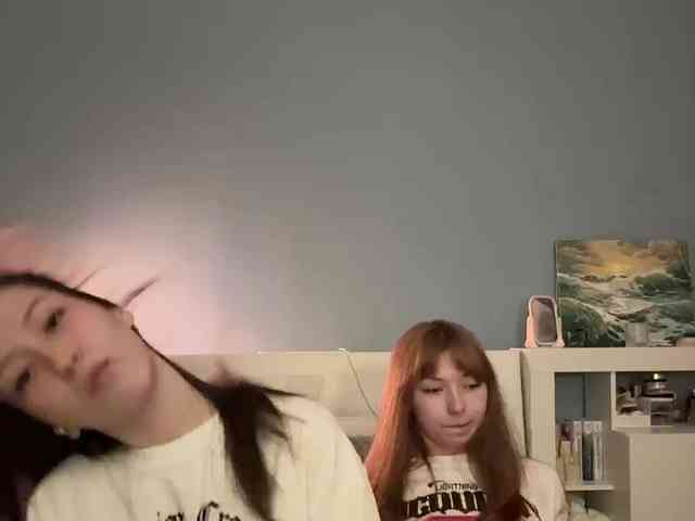 ShyAlya webcam