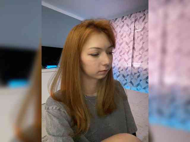 ShyAlya webcam