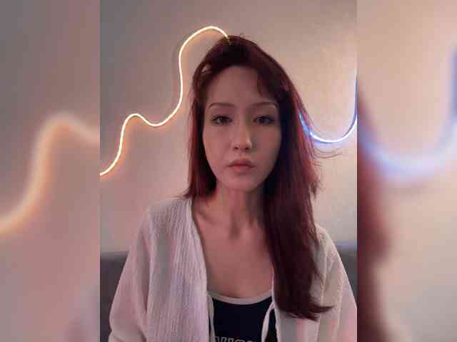 ShyAlya webcam