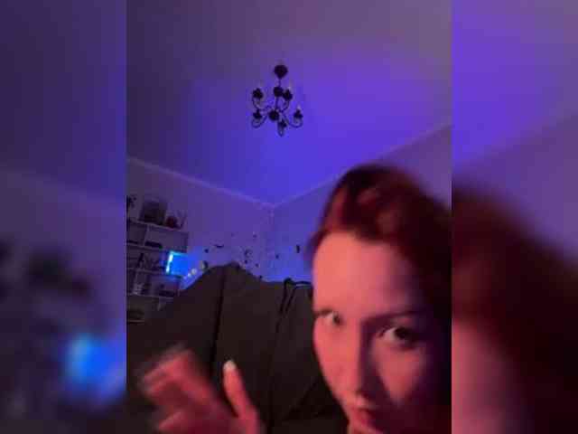 ShyAlya webcam