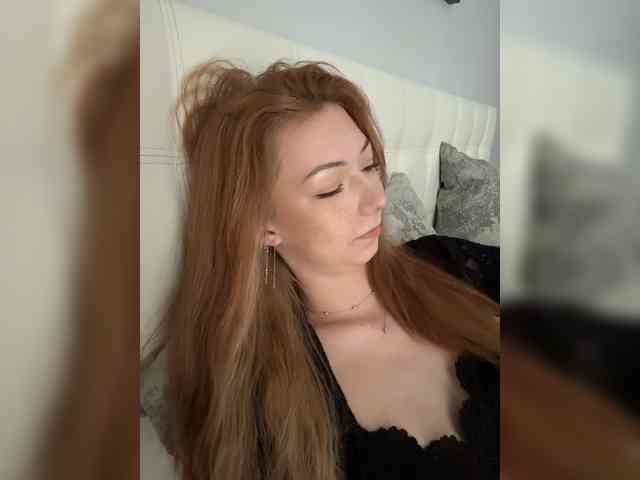 ShyAlya webcam