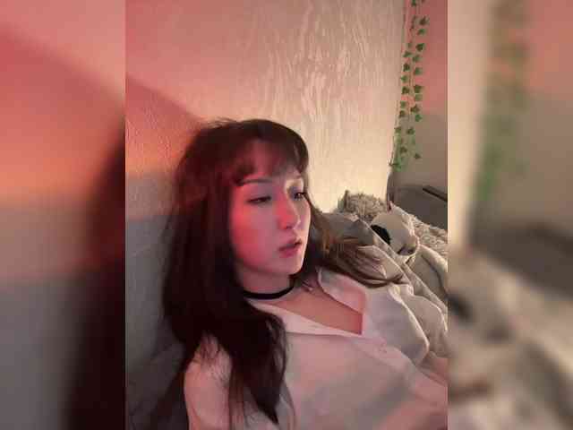 ShyAlya webcam