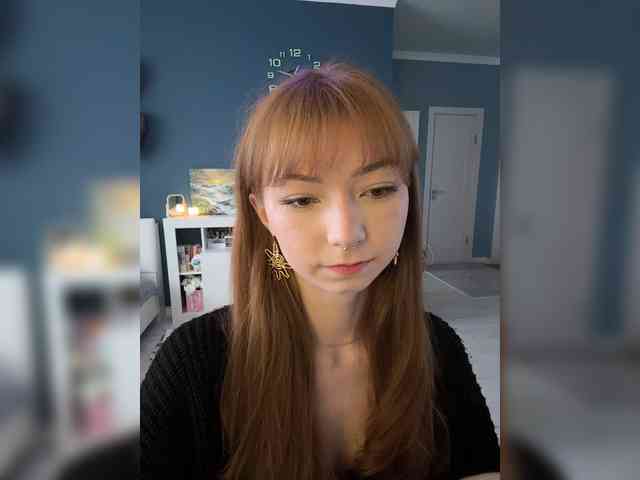 ShyAlya webcam