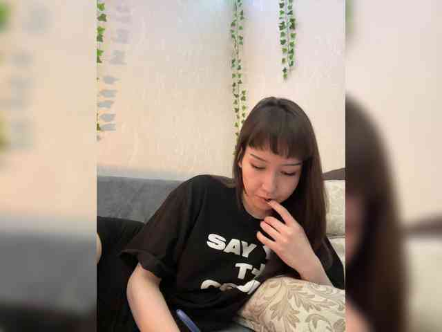 ShyAlya webcam