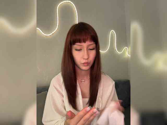 ShyAlya webcam
