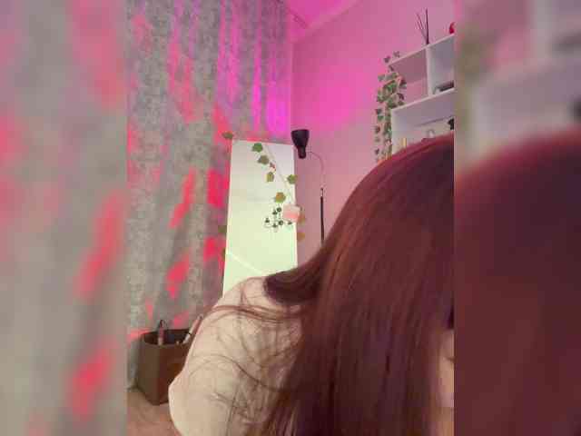 ShyAlya webcam