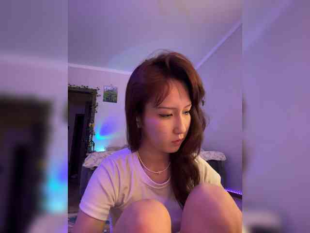 ShyAlya webcam