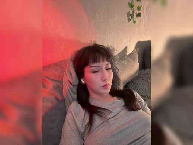 ShyAlya webcam