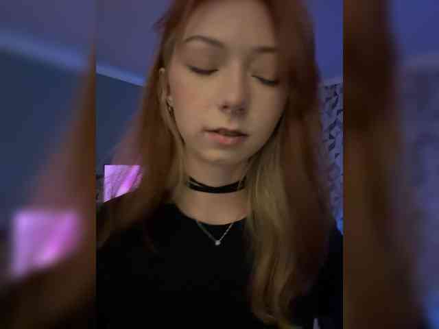 ShyAlya webcam