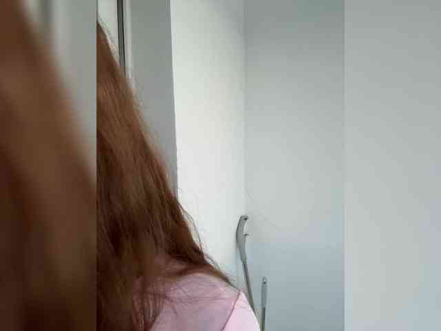 ShyAlya webcam