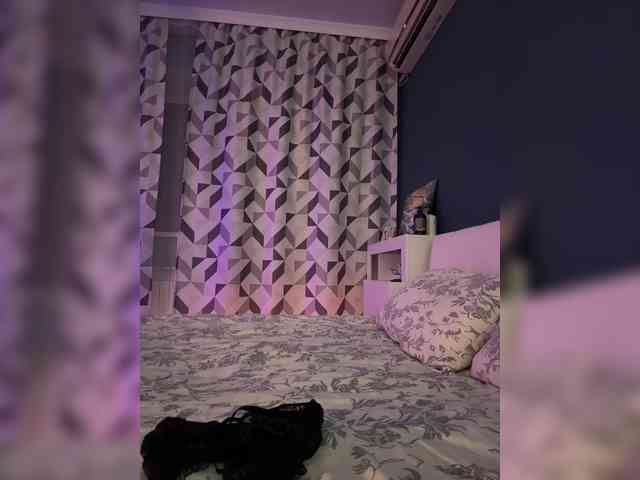 ShyAlya webcam