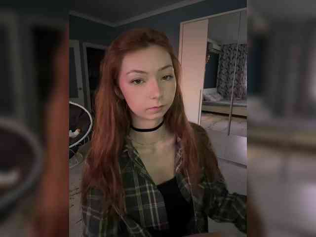 ShyAlya webcam