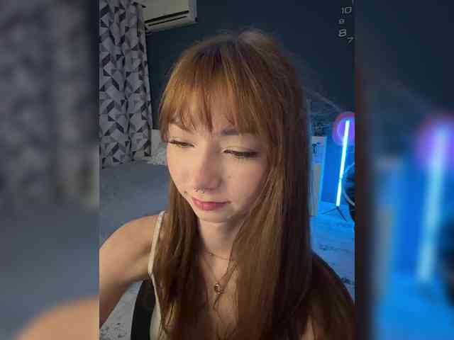 ShyAlya webcam
