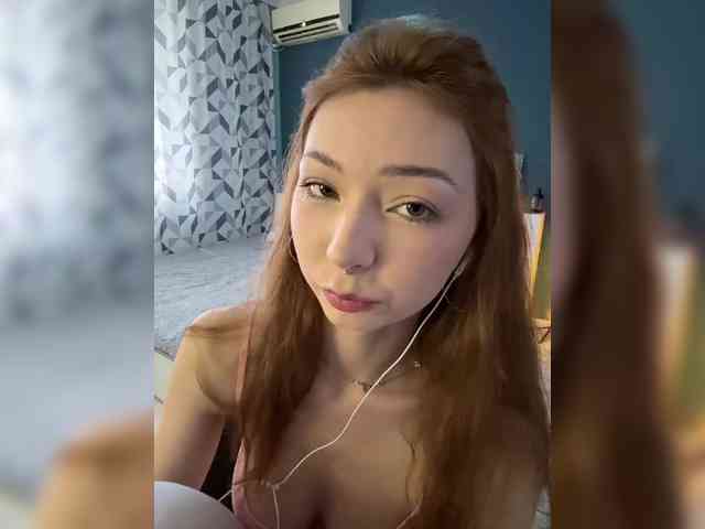 ShyAlya webcam