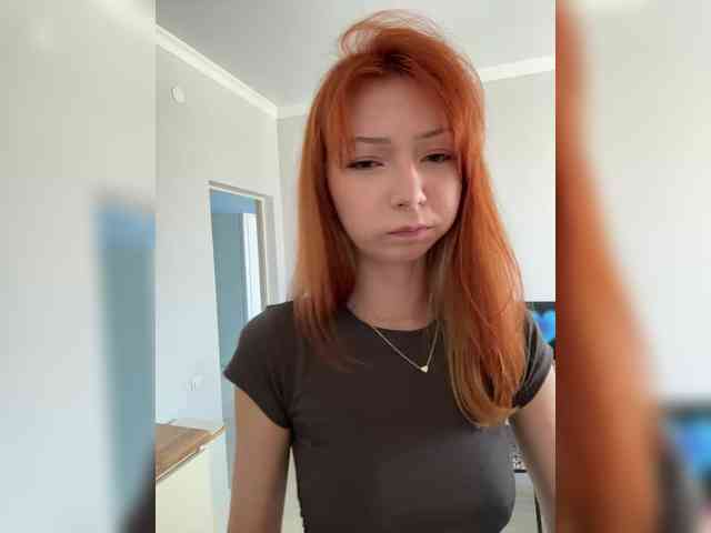 ShyAlya webcam