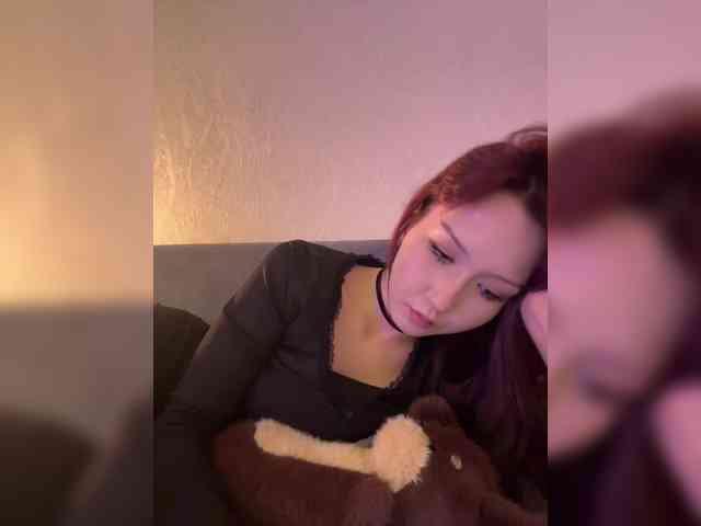 ShyAlya webcam