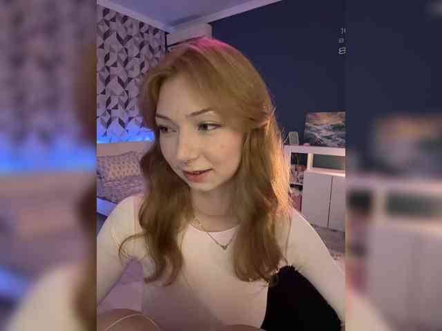 ShyAlya webcam