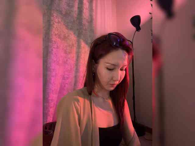 ShyAlya webcam