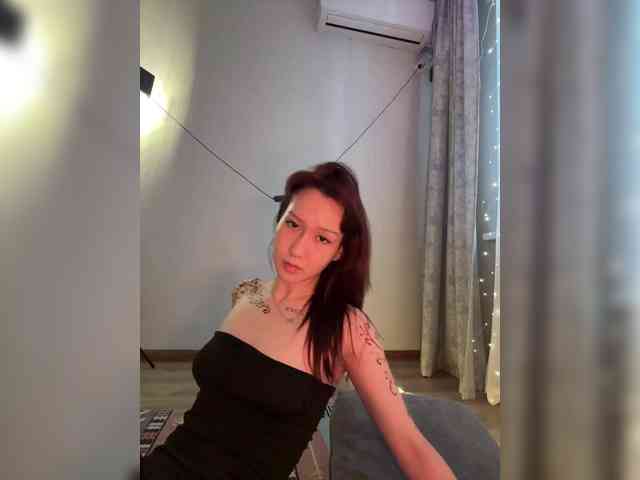ShyAlya webcam