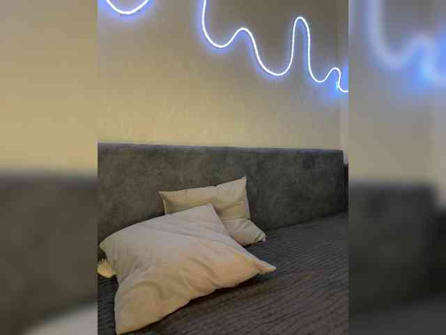 ShyAlya webcam