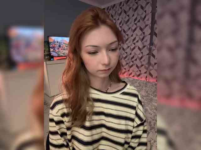 ShyAlya webcam