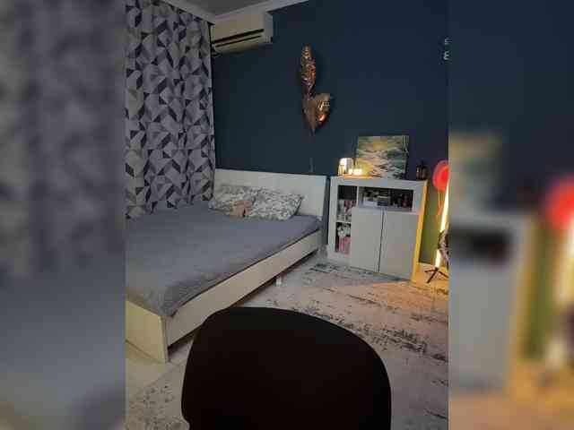 ShyAlya webcam