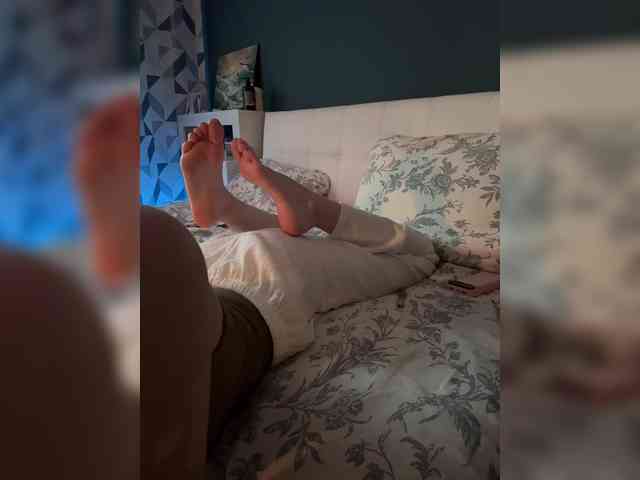 ShyAlya webcam