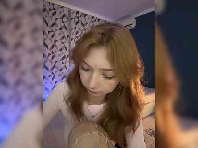 ShyAlya webcam