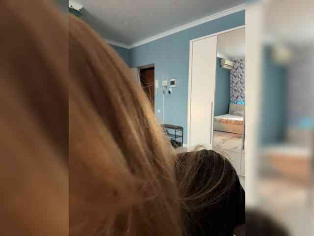 ShyAlya webcam