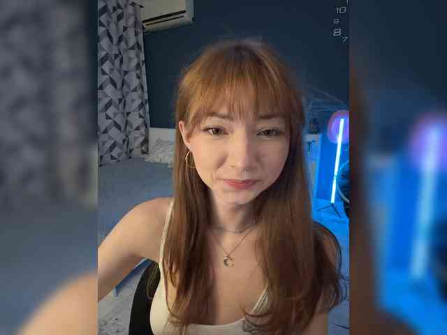 ShyAlya webcam
