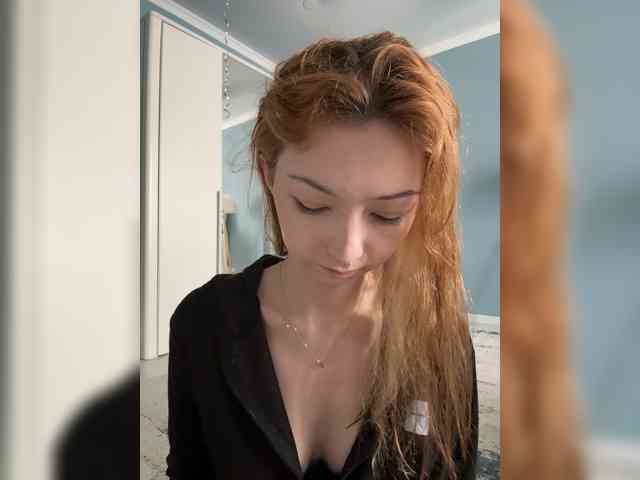 ShyAlya webcam
